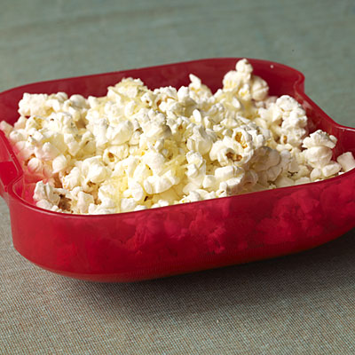 Healthy Snacks: Parmesan Popcorn